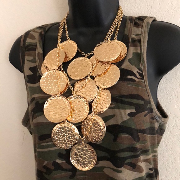 Jewelry - Gold Leaf 🍃 Statement Jewelry Set